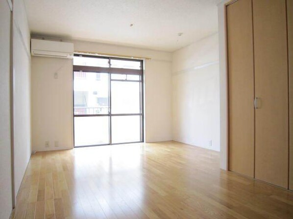 ウィローレヂデンスの物件内観写真